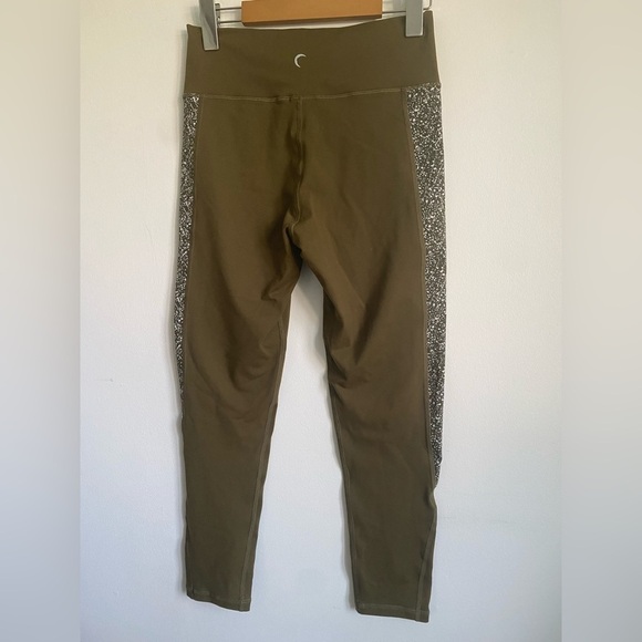 ZYIA Active Spandex 7/8 Leggings • Olive Army Green Speckled Striped • Size 8 10 - Picture 3 of 8